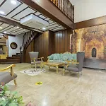 Hotel Grand Family