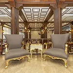 Grand Family Hotel