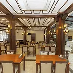 Grand Family Hotel 3*