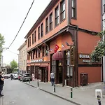 Hotel Grand Family