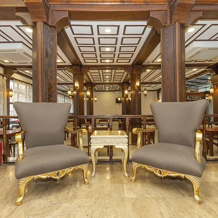 Grand Family Hotel