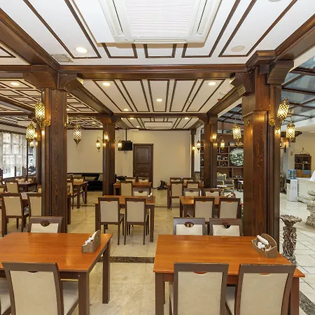 Grand Family Hotel 3*